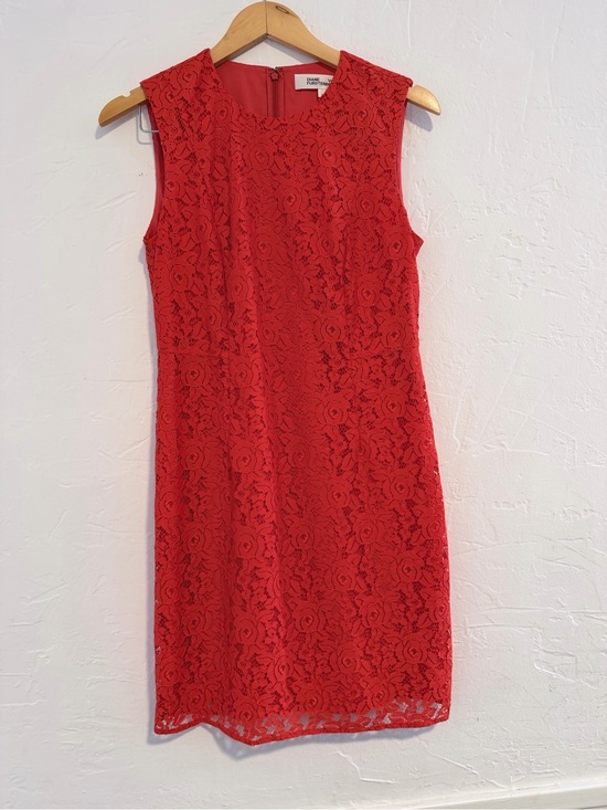Diane Von Furstenberg Dresses & Skirts - Diane Von Furstenberg Red Orange Floral Lace Sleeveless Dress
